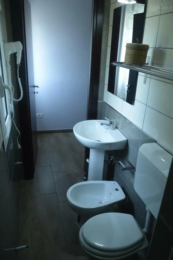 B&B Maison Blanche Кальтаджироне Отель типа 